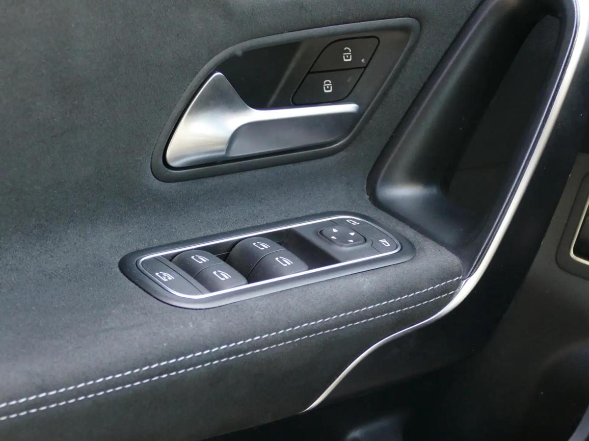 mercedes-benz-cla-2022-hibrido-a-gasolina-1332cc