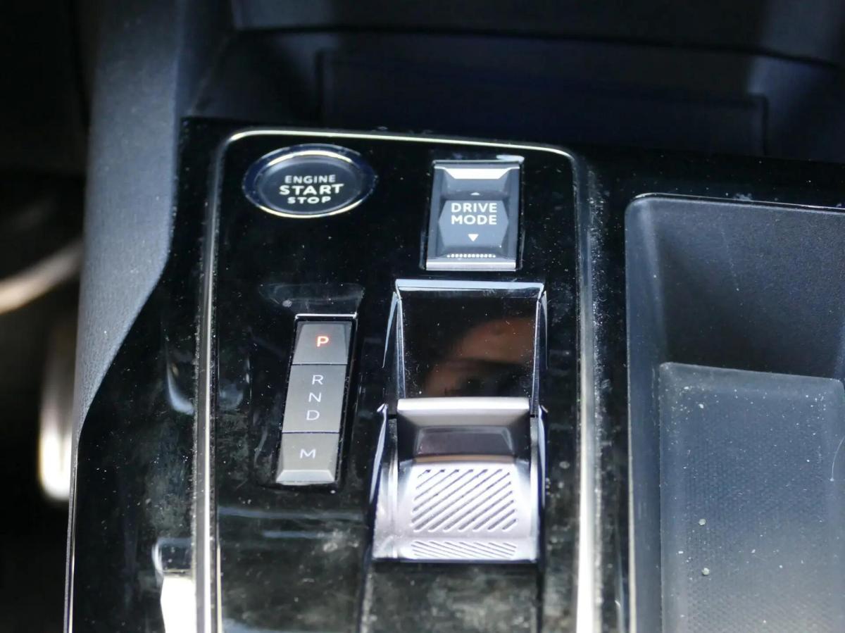 peugeot-3008-2024-diesel-1499cc