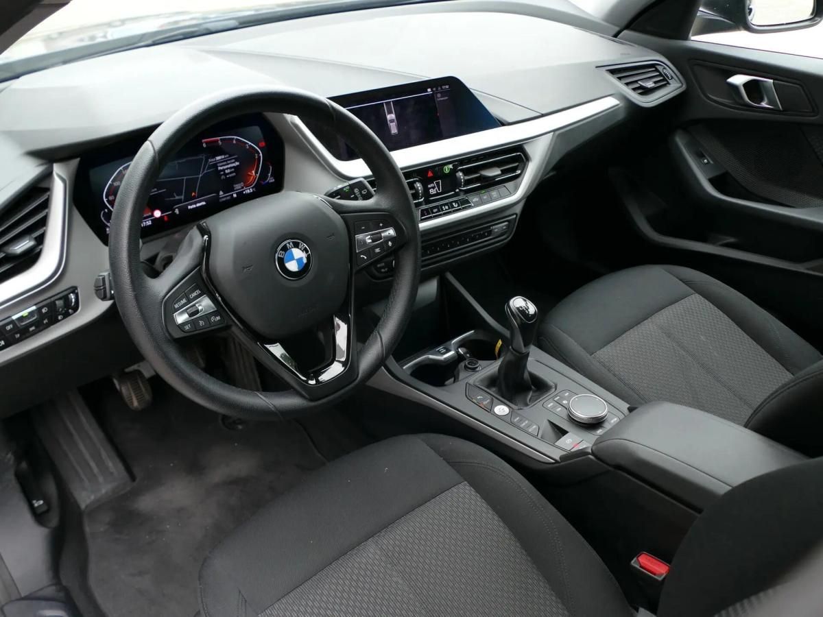 bmw-serie-1-2023-diesel-1496cc