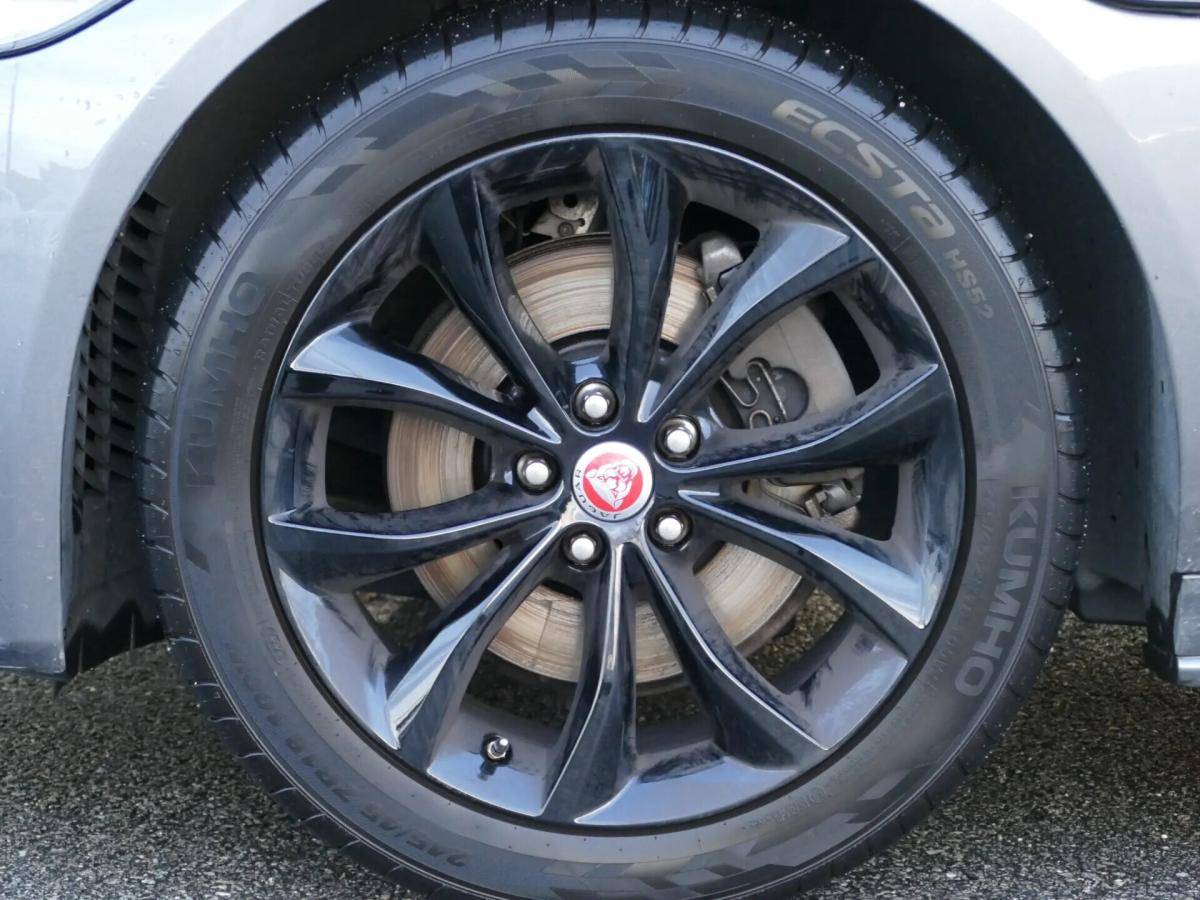 jaguar-xf-sportbrake-2018-diesel-1999cc