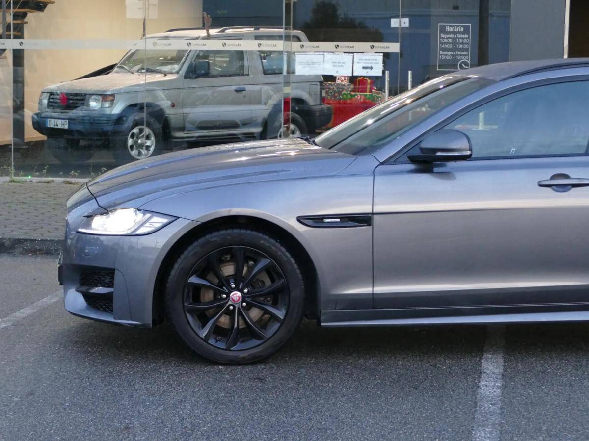 jaguar-xf-sportbrake-2018-diesel-1999cc