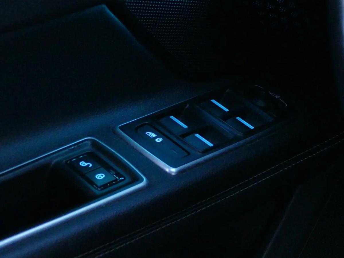 jaguar-xf-sportbrake-2018-diesel-1999cc