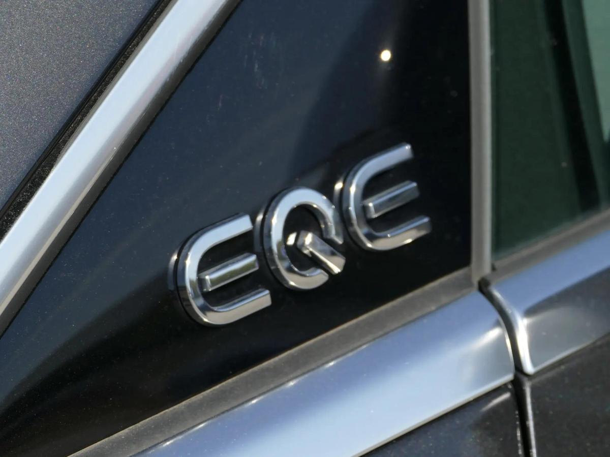 mercedes-benz-eqe-350-4matic-2023-eletrico-0cc