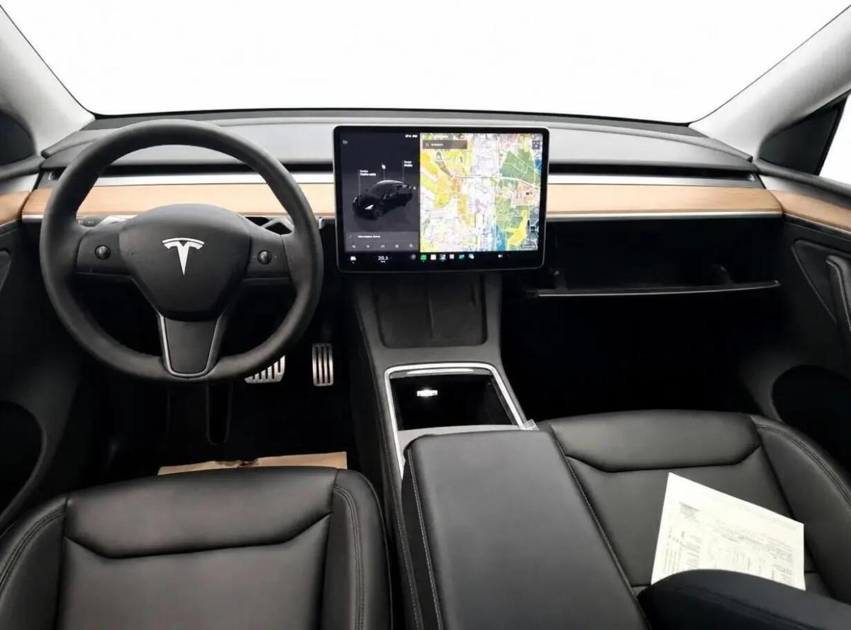tesla-model-y-2023-eletrico-0cc