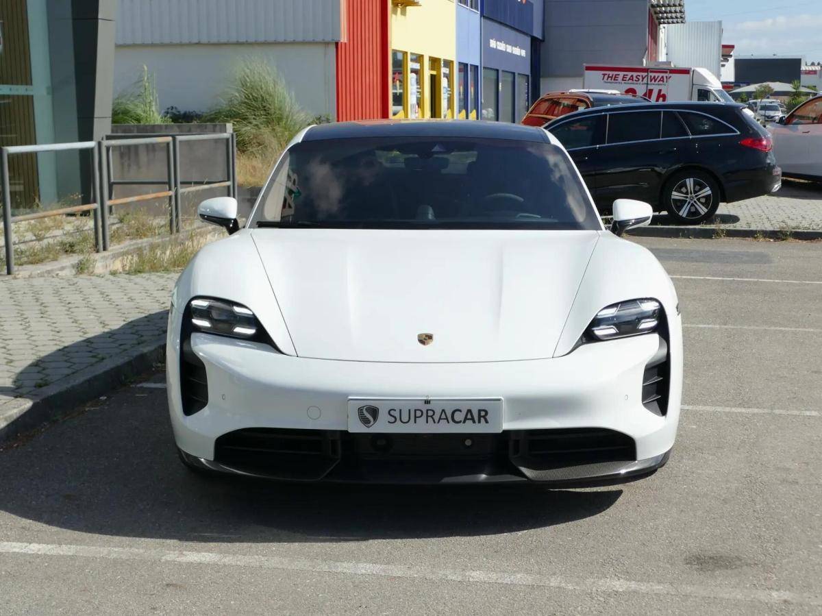 porsche-taycan-2020-eletrico-0cc
