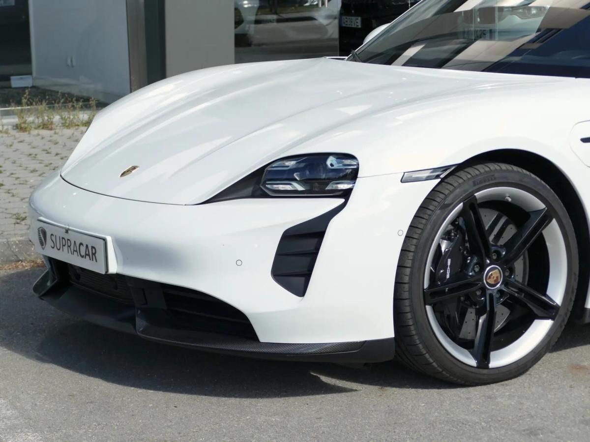 porsche-taycan-2020-eletrico-0cc