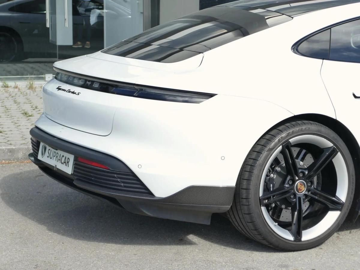 porsche-taycan-2020-eletrico-0cc