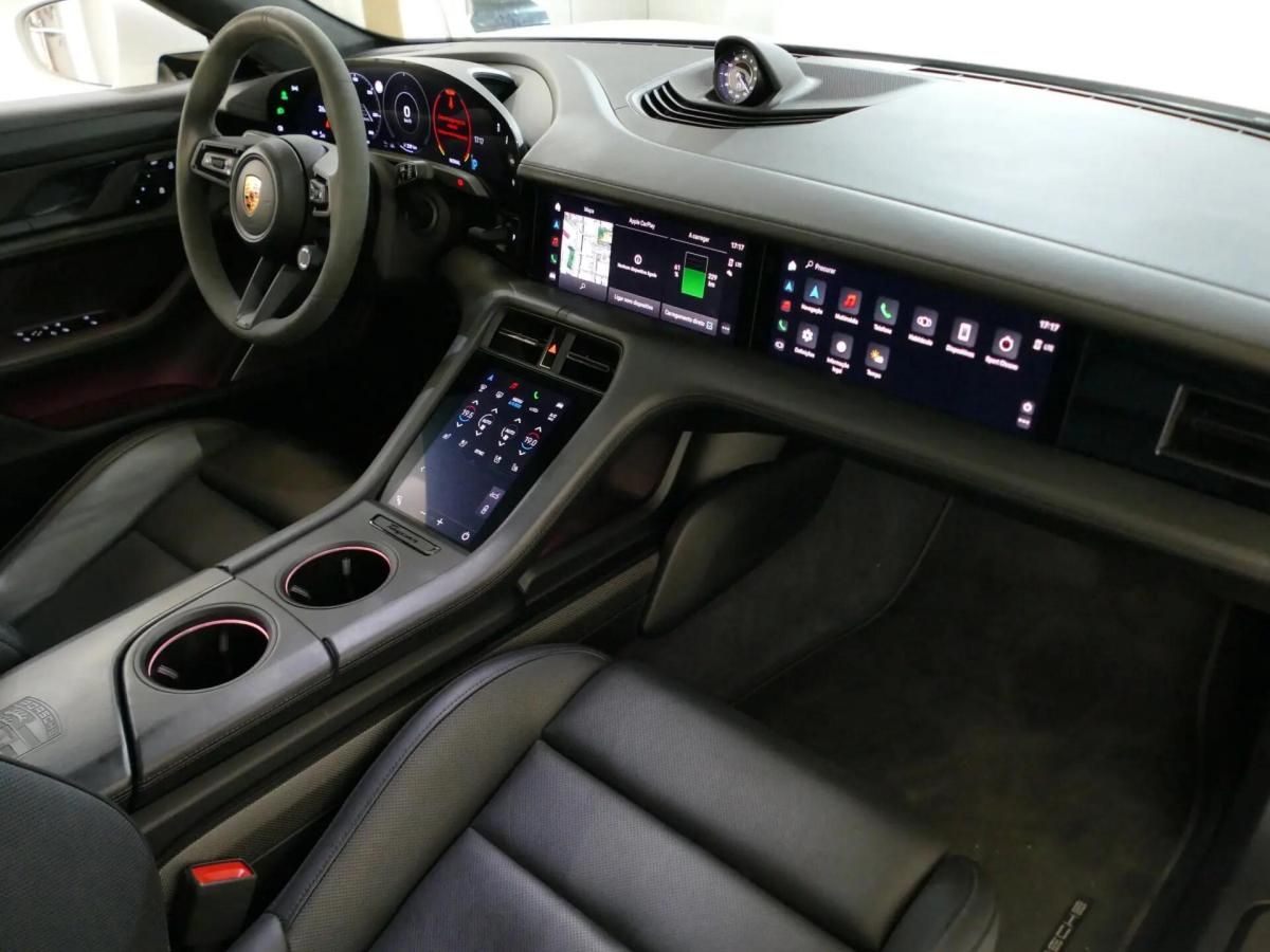 porsche-taycan-2020-eletrico-0cc