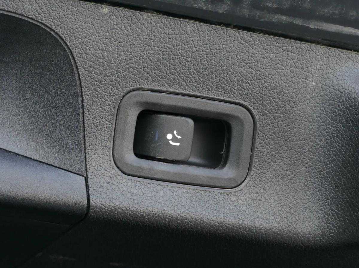 mercedes-benz-cla-250-e-1-3-2022-hibrido-a-gasolina-1332cc