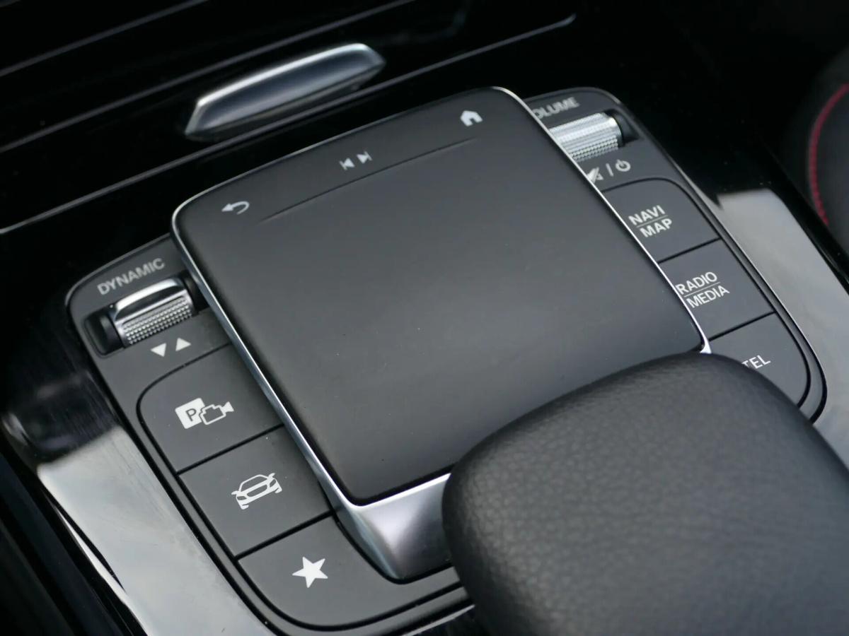 mercedes-benz-cla-250-e-1-3-2022-hibrido-a-gasolina-1332cc