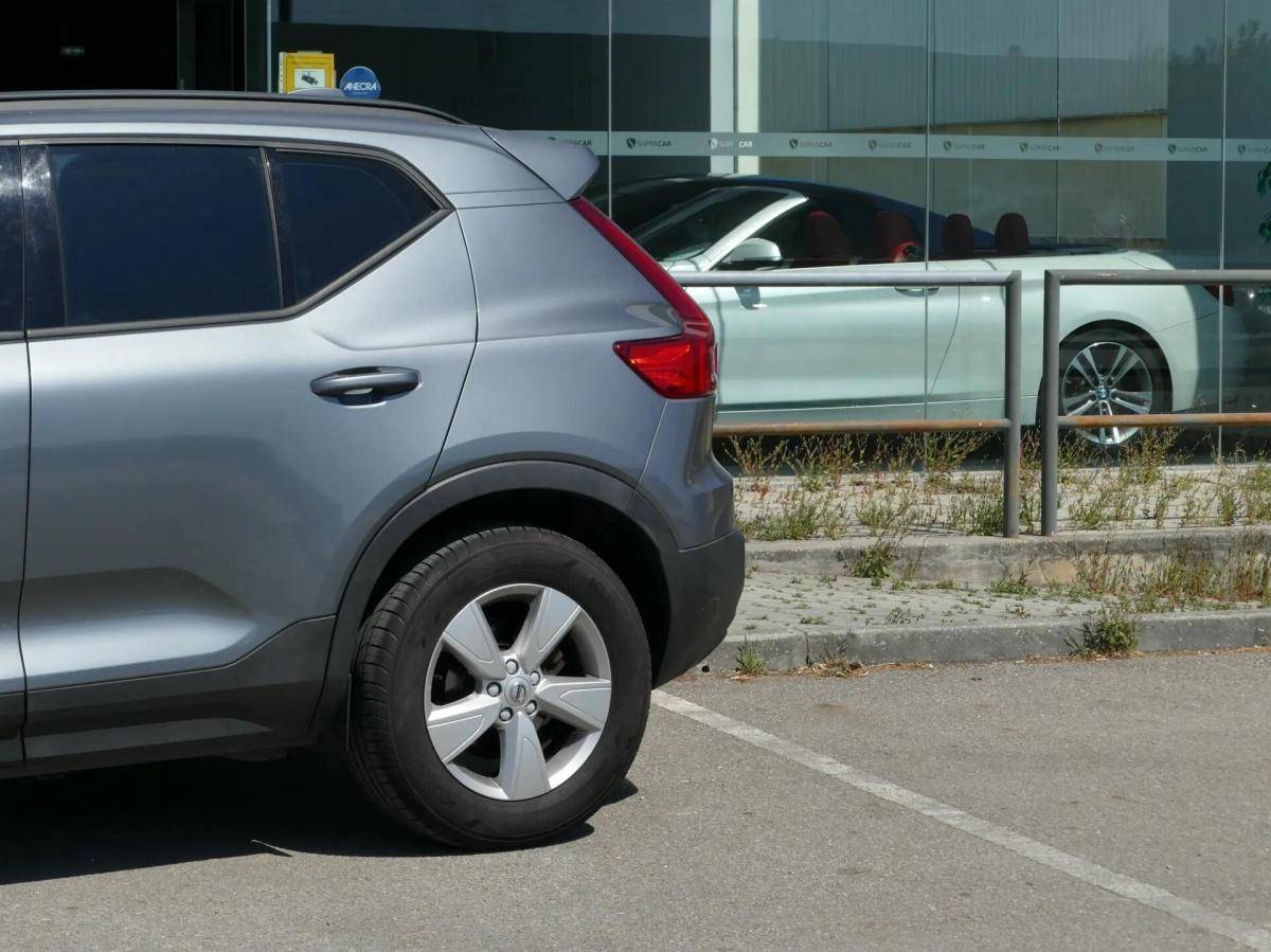 volvo-xc40-2019-diesel-1969cc