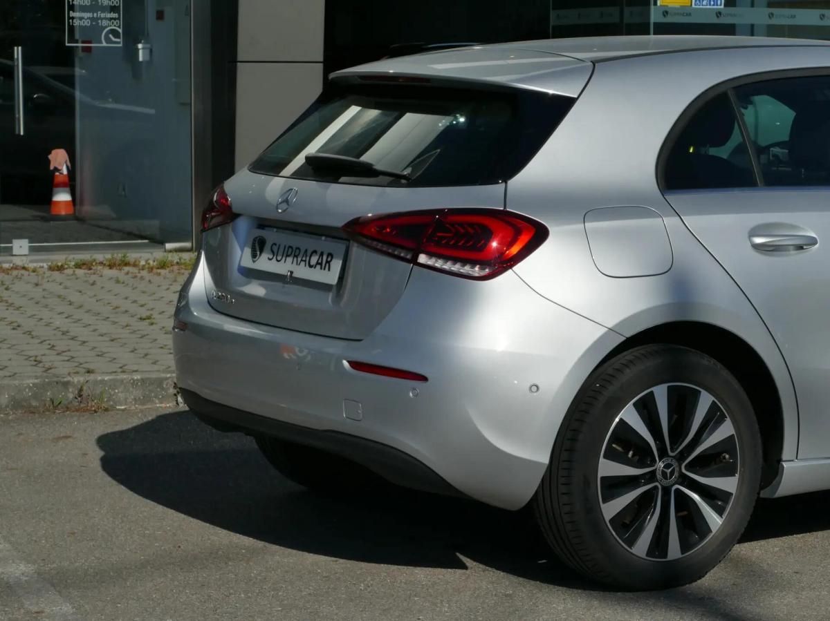 mercedes-benz-classe-a-2022-hibrido-a-gasolina-1332cc