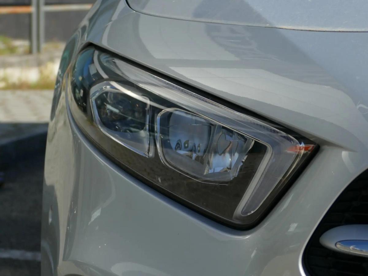 mercedes-benz-classe-a-2022-hibrido-a-gasolina-1332cc