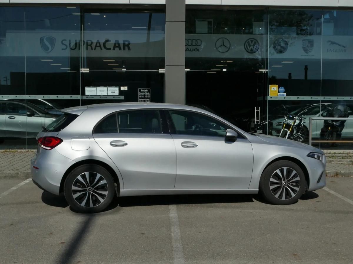 mercedes-benz-classe-a-2022-hibrido-a-gasolina-1332cc