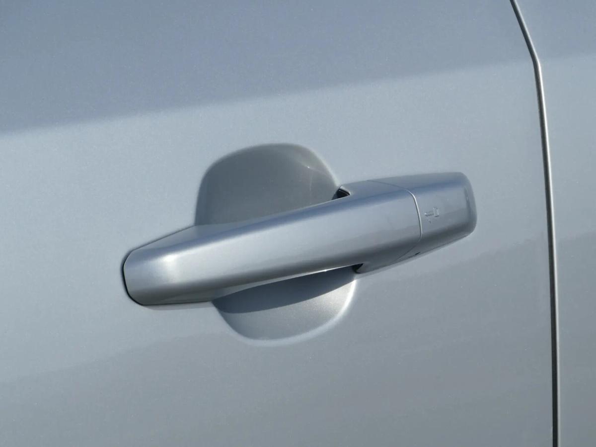 jaguar-e-pace-2023-hibrido-a-gasolina-1498cc