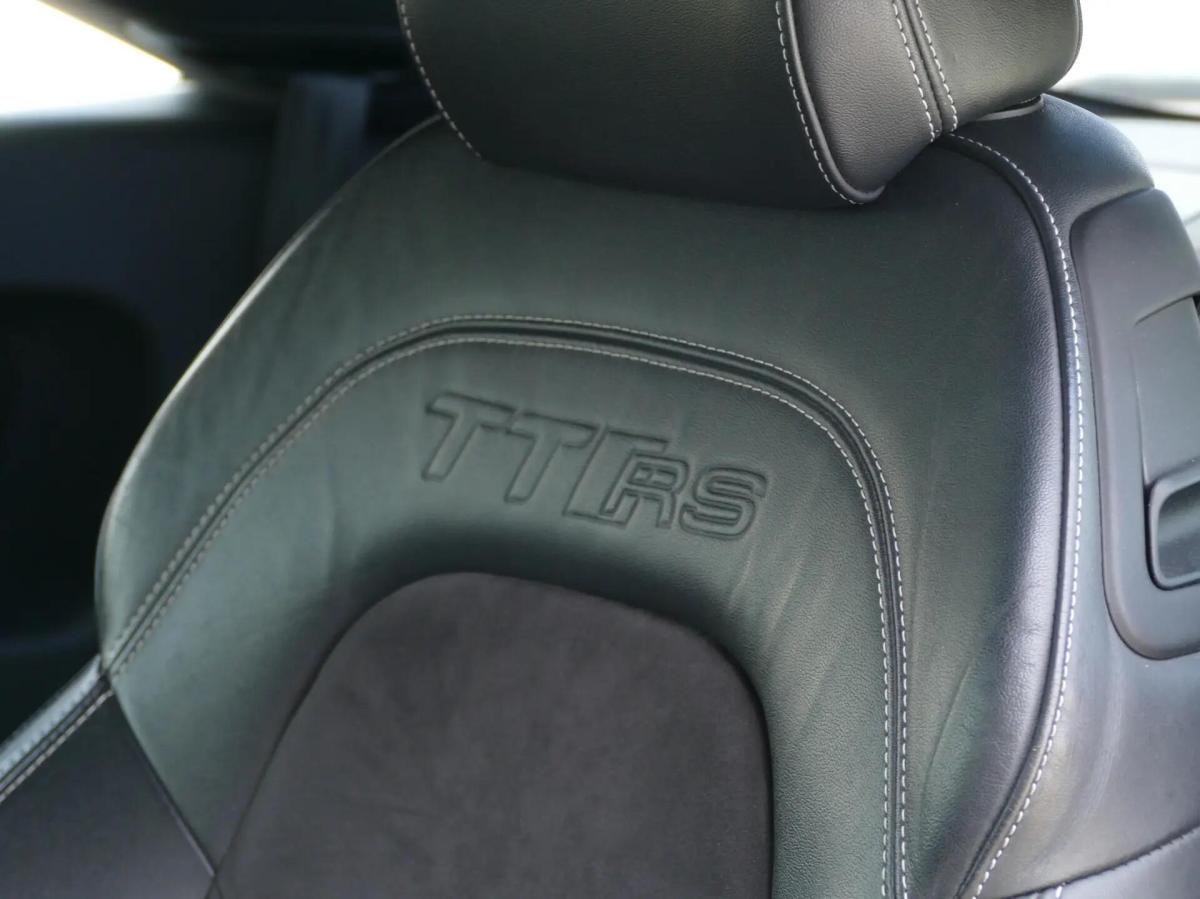 audi-tt-2010-gasolina-2480cc