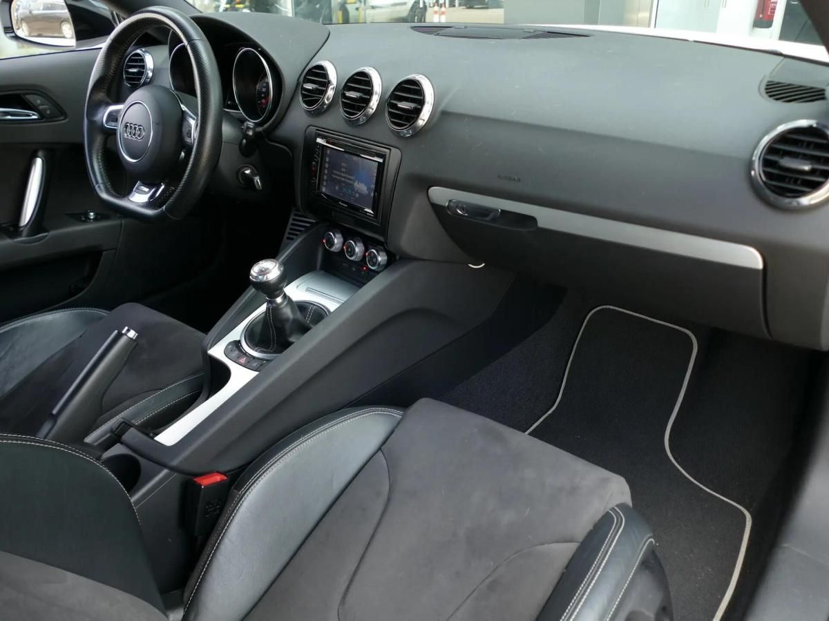 audi-tt-2010-gasolina-2480cc