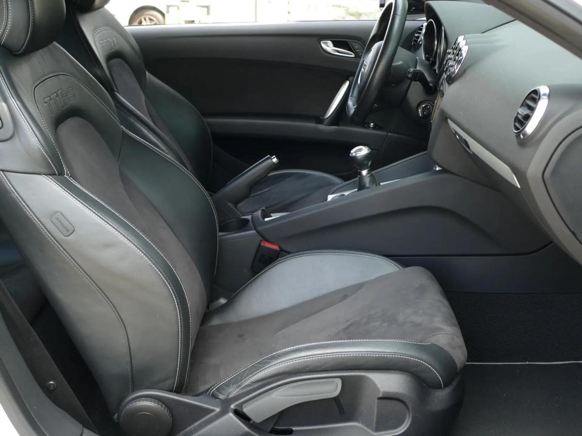 audi-tt-2010-gasolina-2480cc