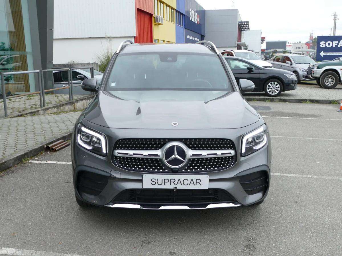 mercedes-benz-glb-glb-180-d-amg-line-2021-diesel-1950cc