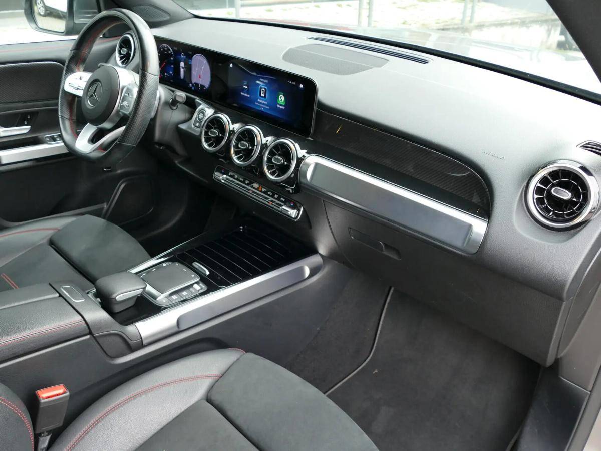mercedes-benz-glb-glb-180-d-amg-line-2021-diesel-1950cc