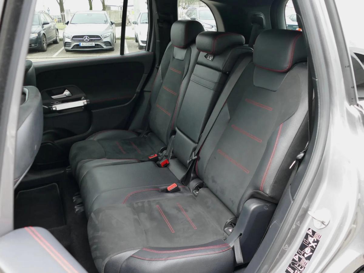 mercedes-benz-glb-glb-180-d-amg-line-2021-diesel-1950cc