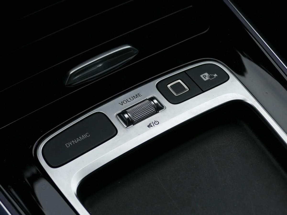 mercedes-benz-gla-2025-hibrido-a-gasolina-1332cc