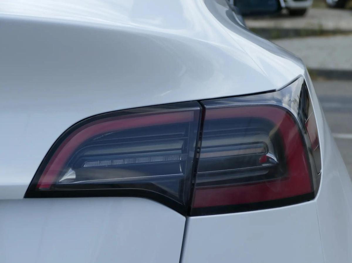 tesla-model-y-2024-eletrico-0cc