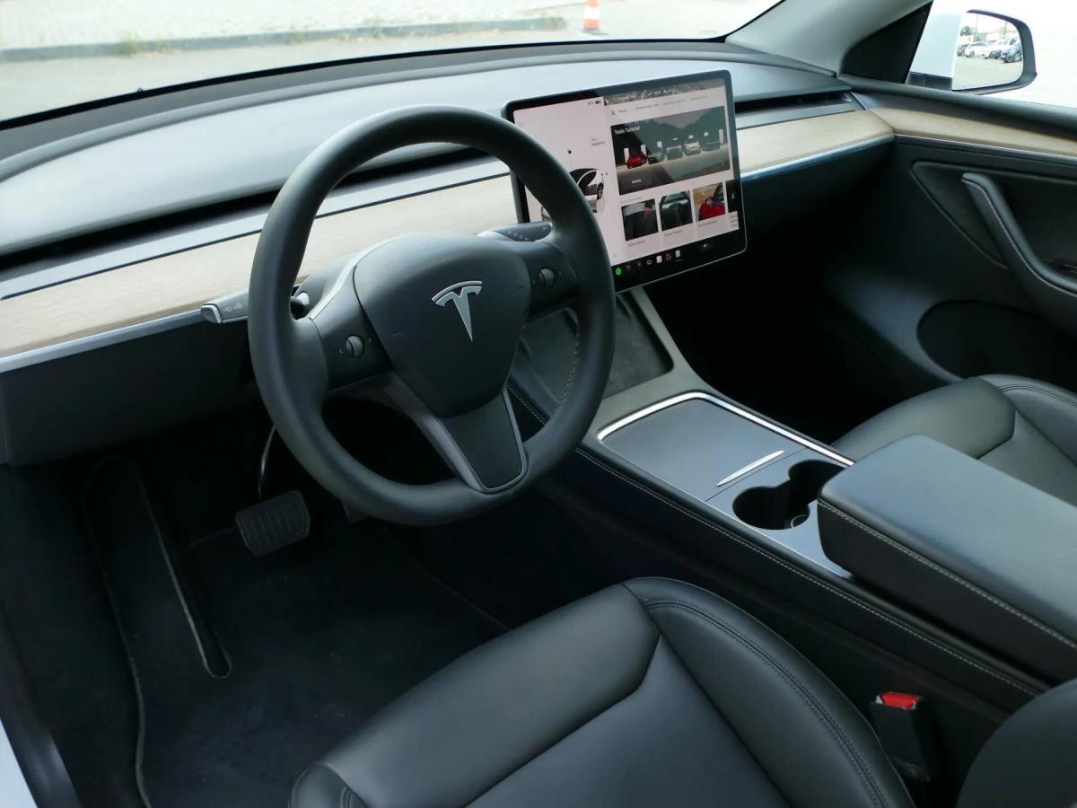 tesla-model-y-2024-eletrico-0cc