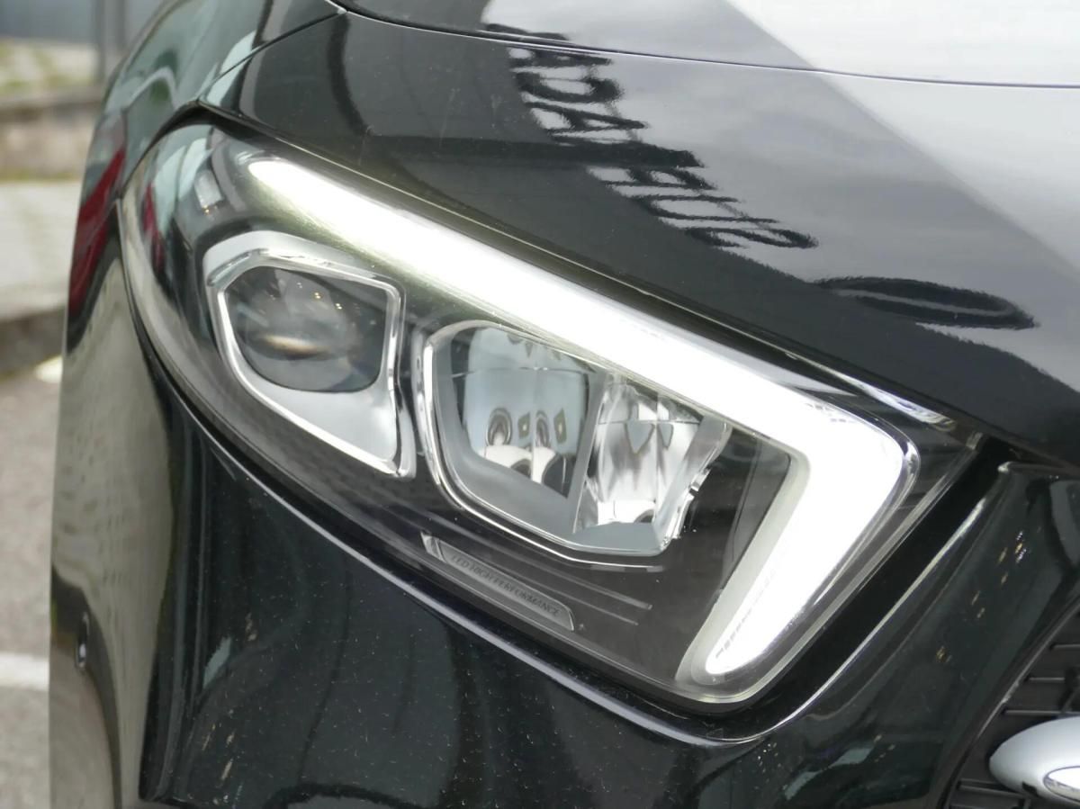 mercedes-benz-classe-a-2022-hibrido-a-gasolina-1332cc