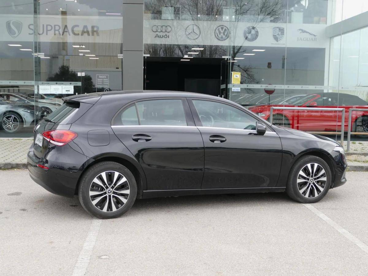 mercedes-benz-classe-a-2022-hibrido-a-gasolina-1332cc