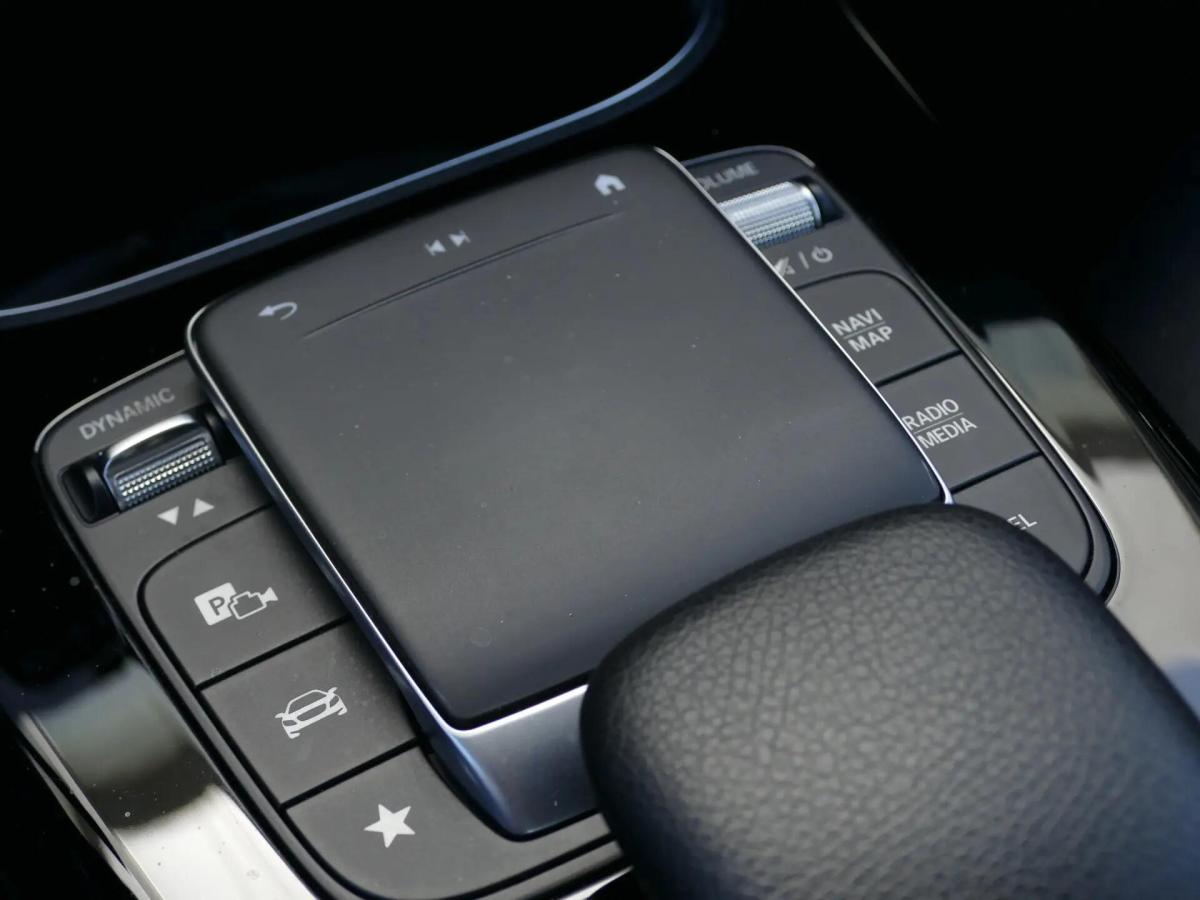 mercedes-benz-classe-a-a-250-e-2020-hibrido-a-gasolina-1332cc