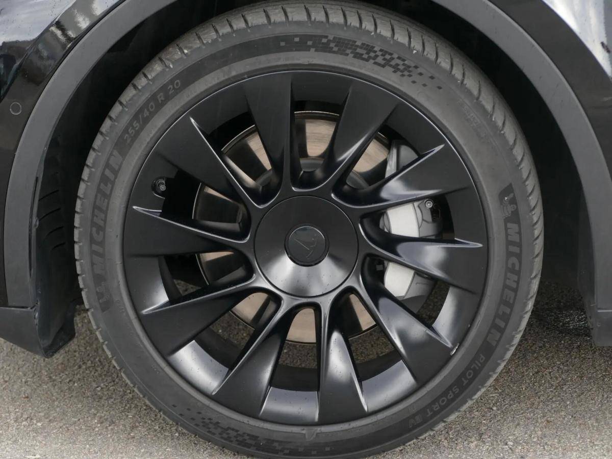 tesla-model-y-2023-eletrico-0cc