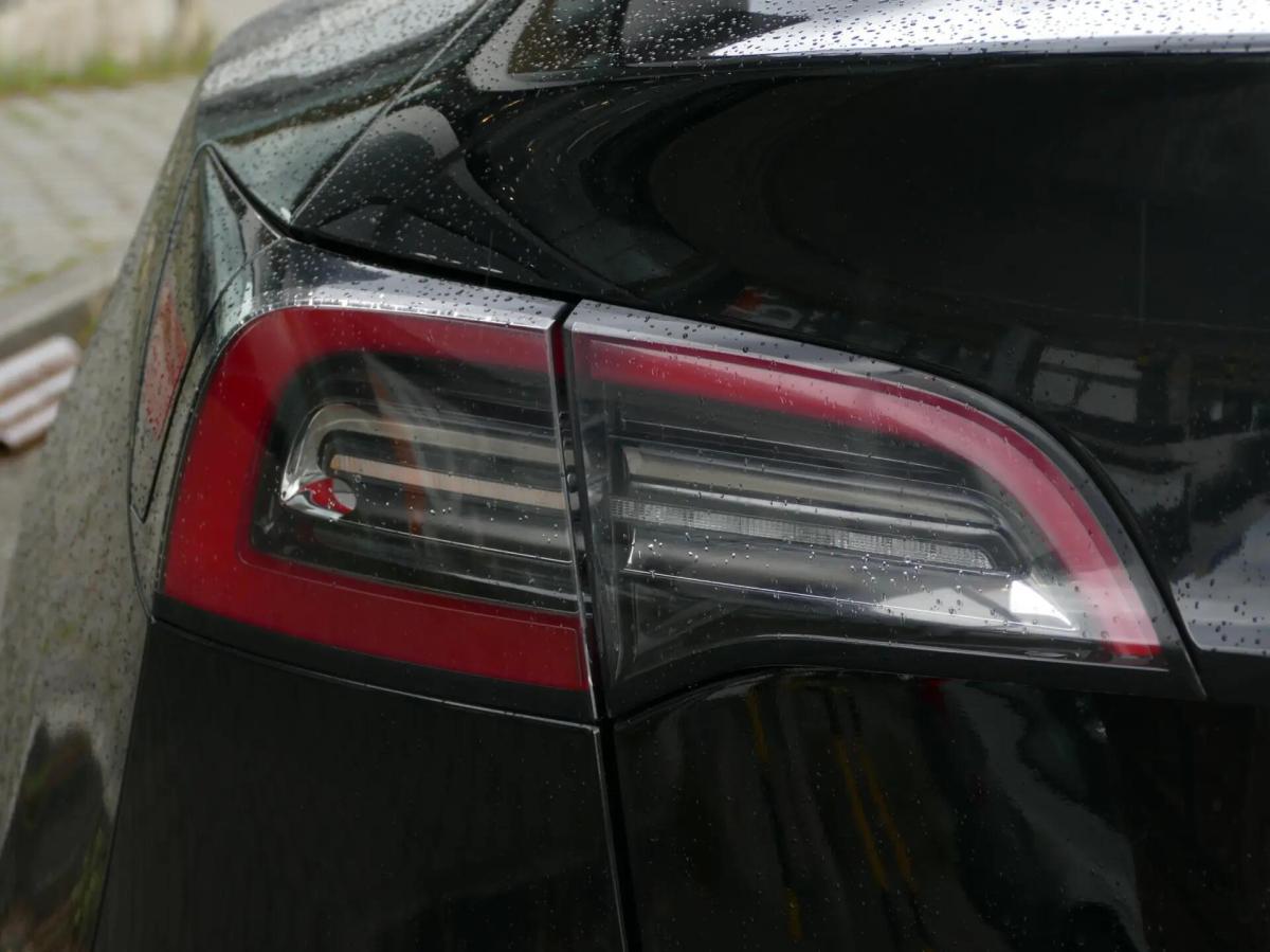 tesla-model-y-2023-eletrico-0cc
