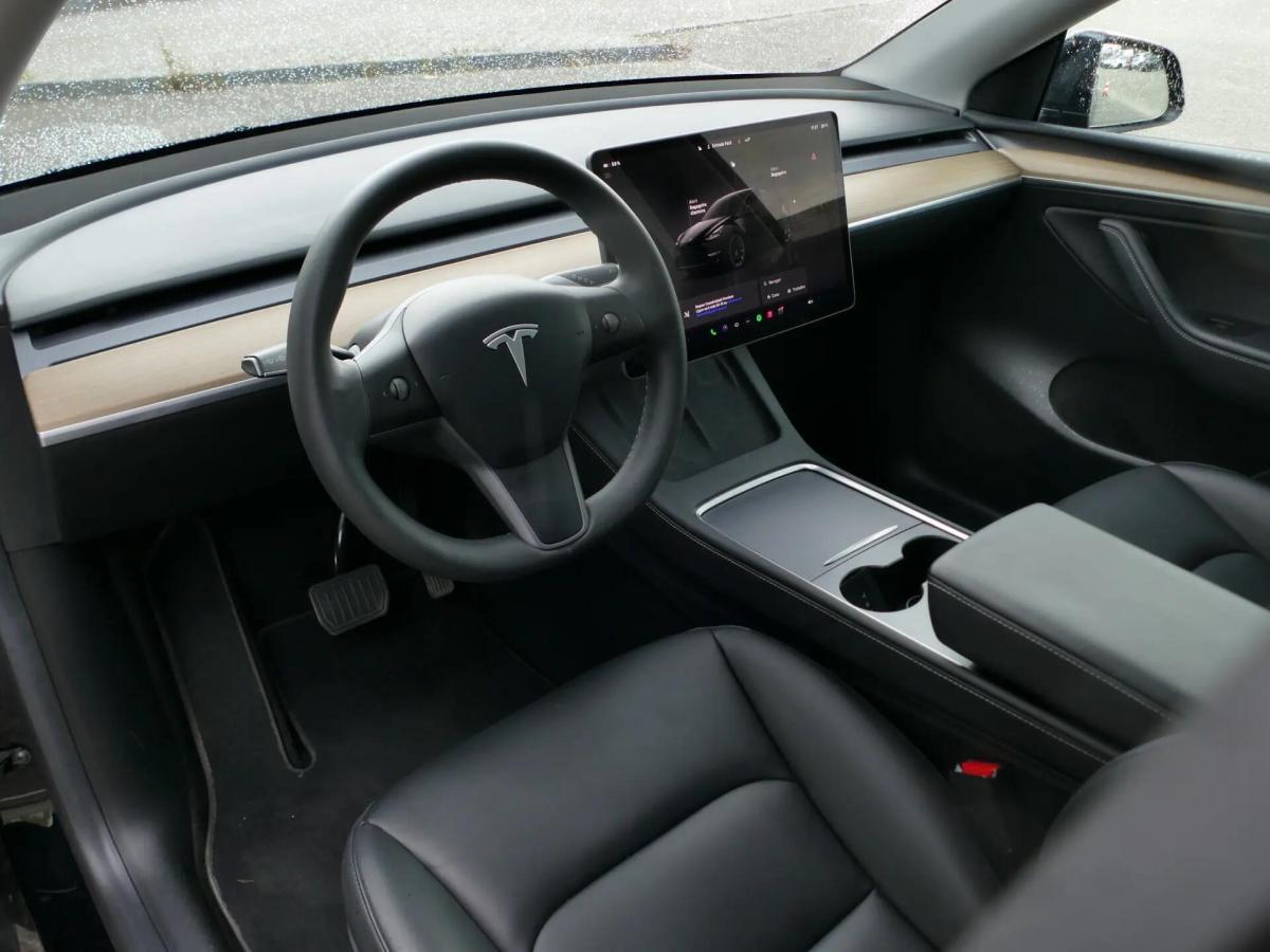 tesla-model-y-2023-eletrico-0cc
