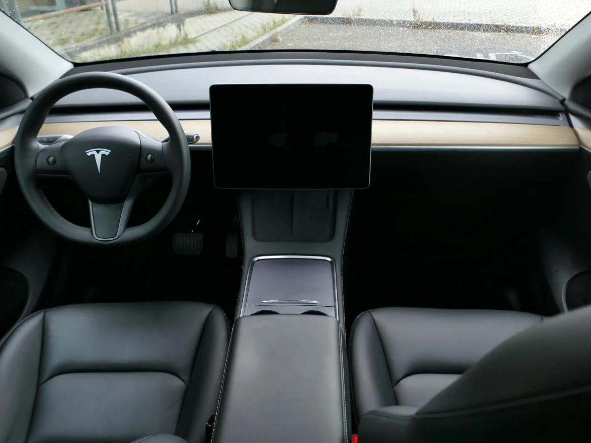 tesla-model-y-2023-eletrico-0cc
