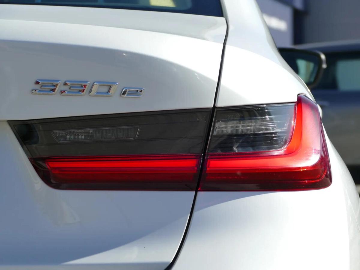 bmw-serie-3-2019-hibrido-a-gasolina-1998cc
