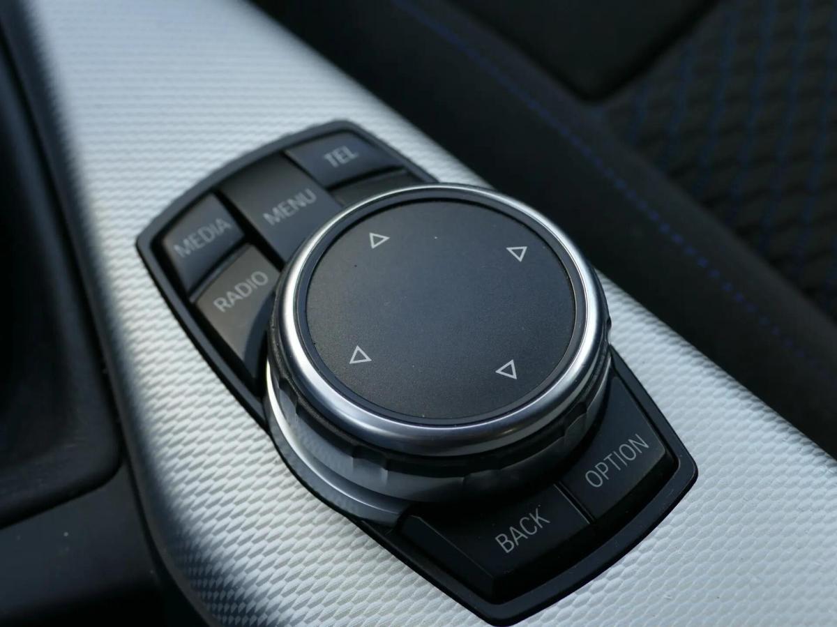 bmw-serie-1-2015-diesel-1496cc