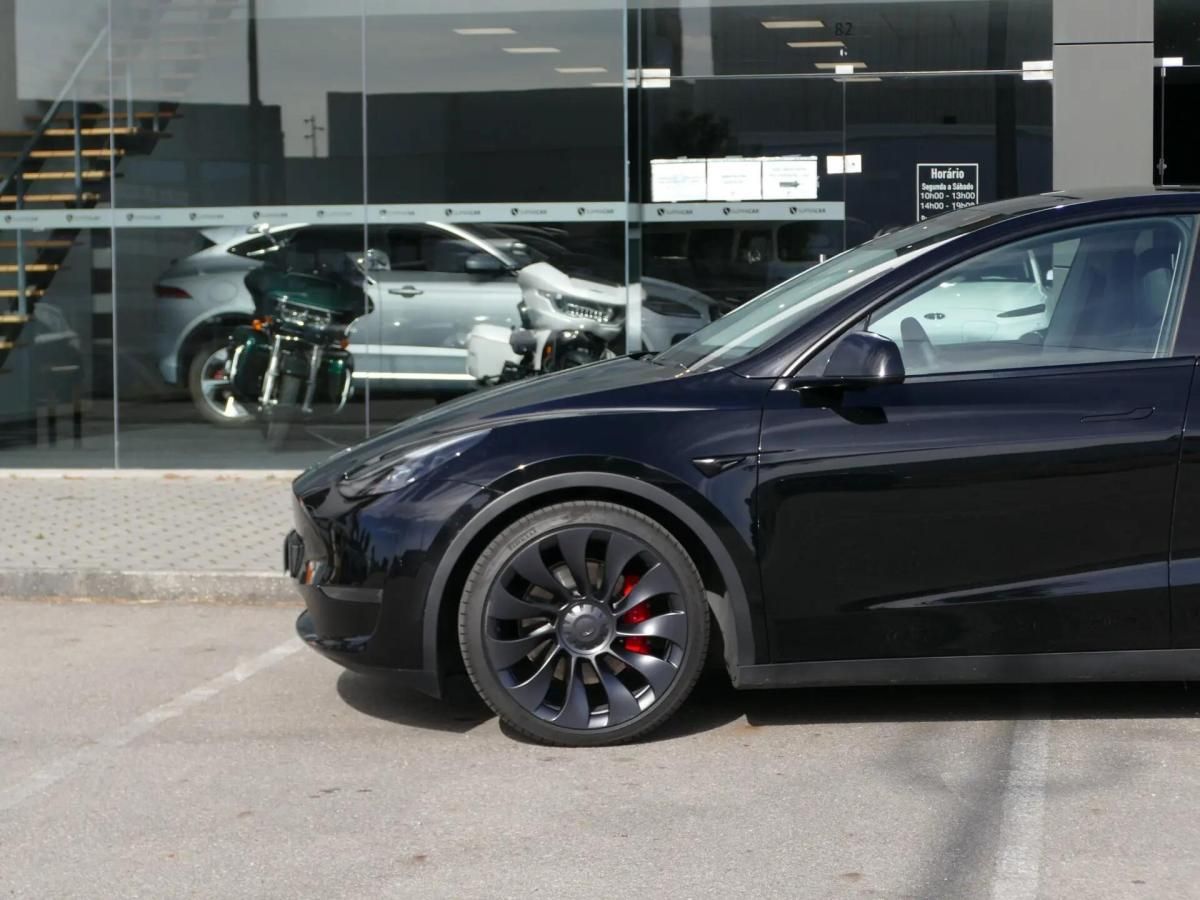 tesla-model-y-2023-eletrico-0cc