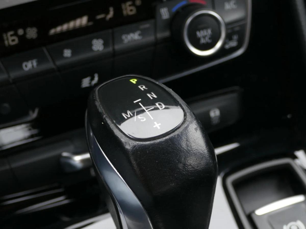 bmw-serie-2-2016-diesel-1496cc
