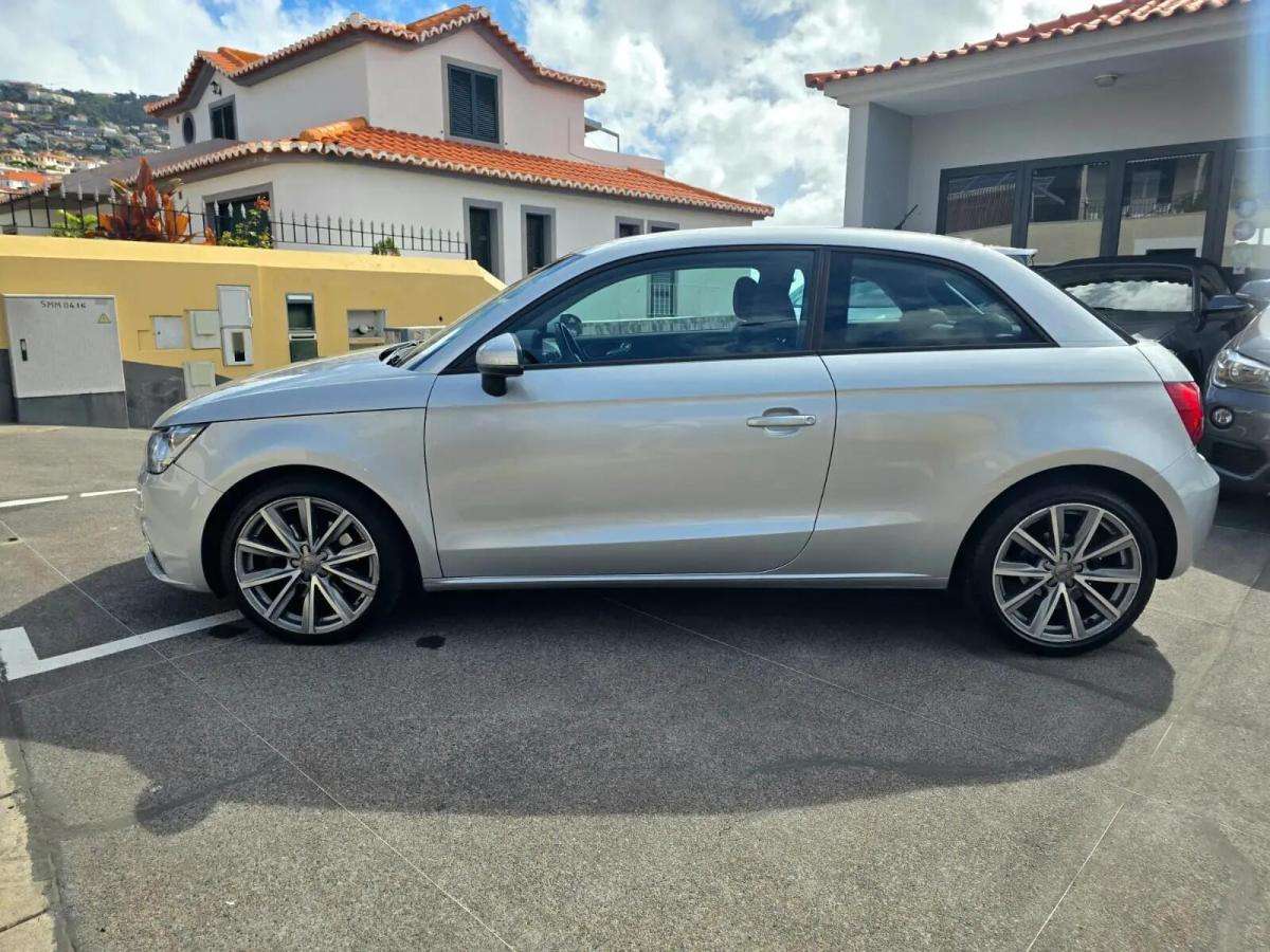 audi-a1-2011-diesel-1598cc