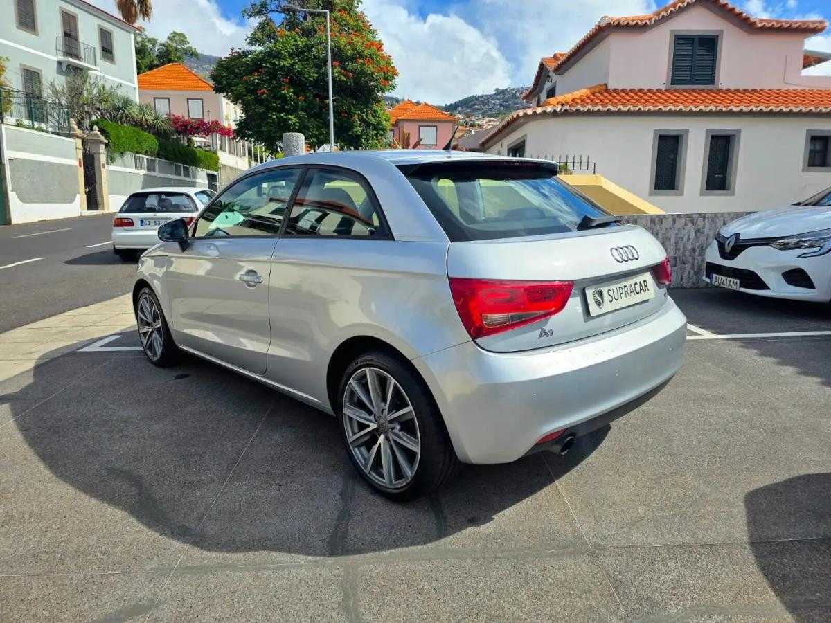 audi-a1-2011-diesel-1598cc