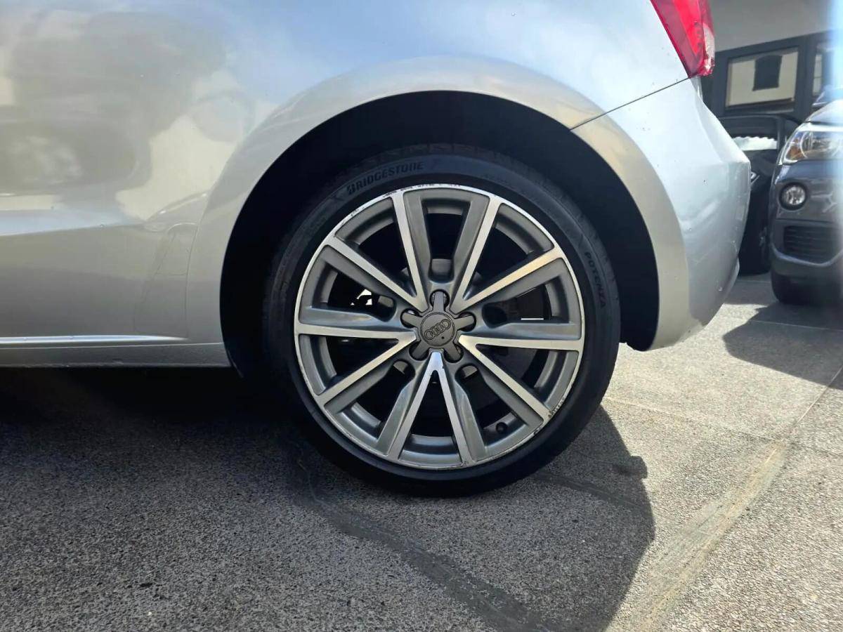 audi-a1-2011-diesel-1598cc