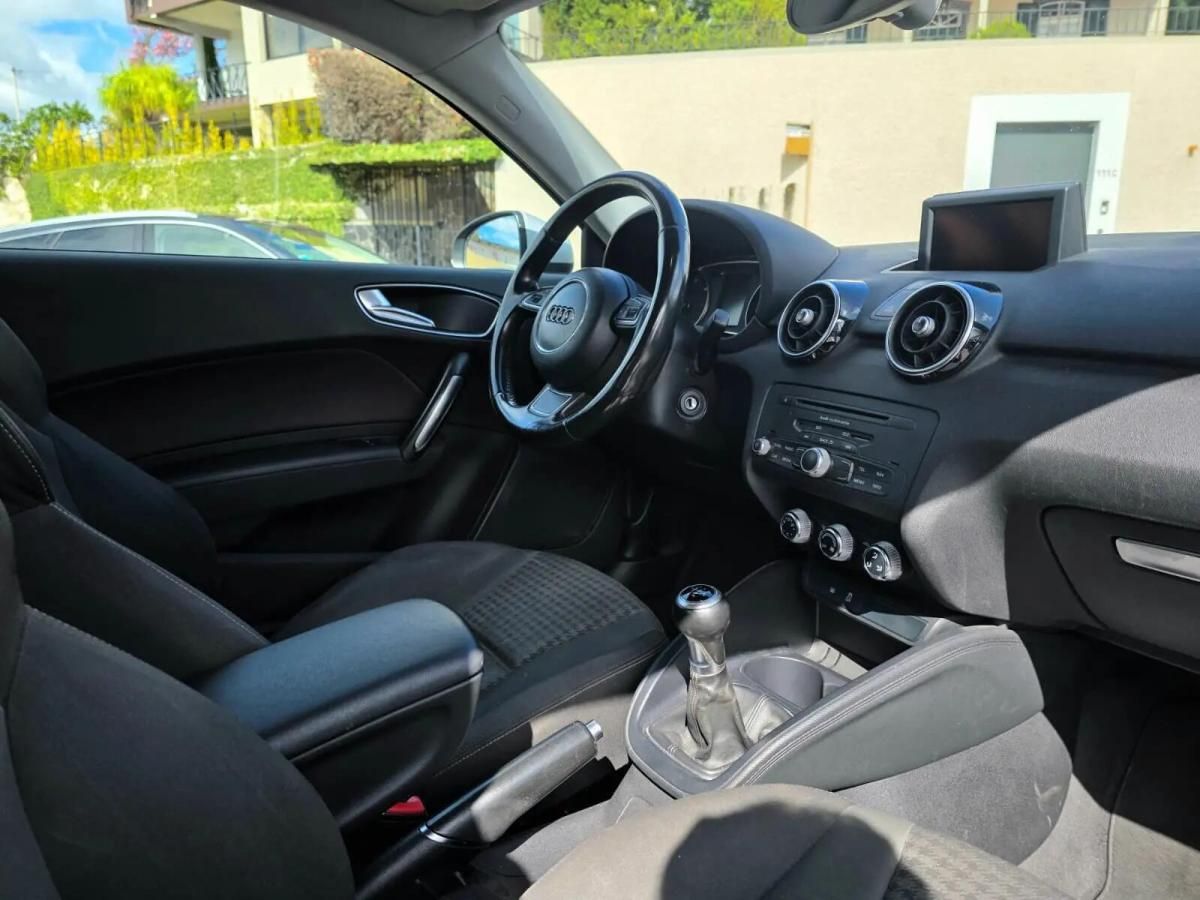 audi-a1-2011-diesel-1598cc