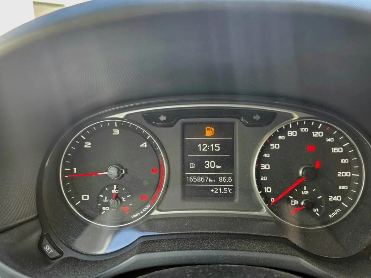 audi-a1-2011-diesel-1598cc