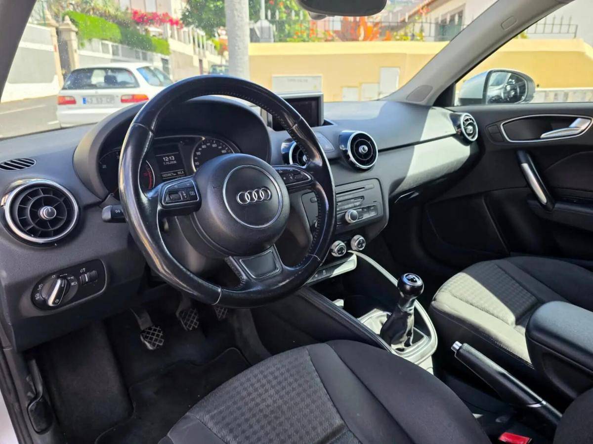 audi-a1-2011-diesel-1598cc