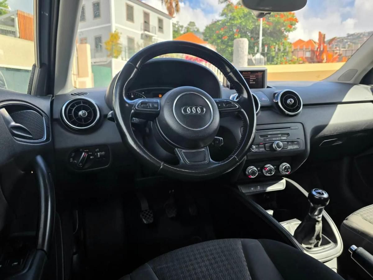 audi-a1-2011-diesel-1598cc