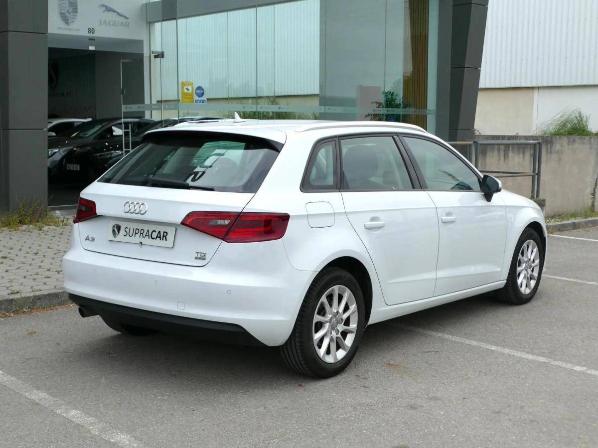 audi-a3-sportback-2015-diesel-1598cc