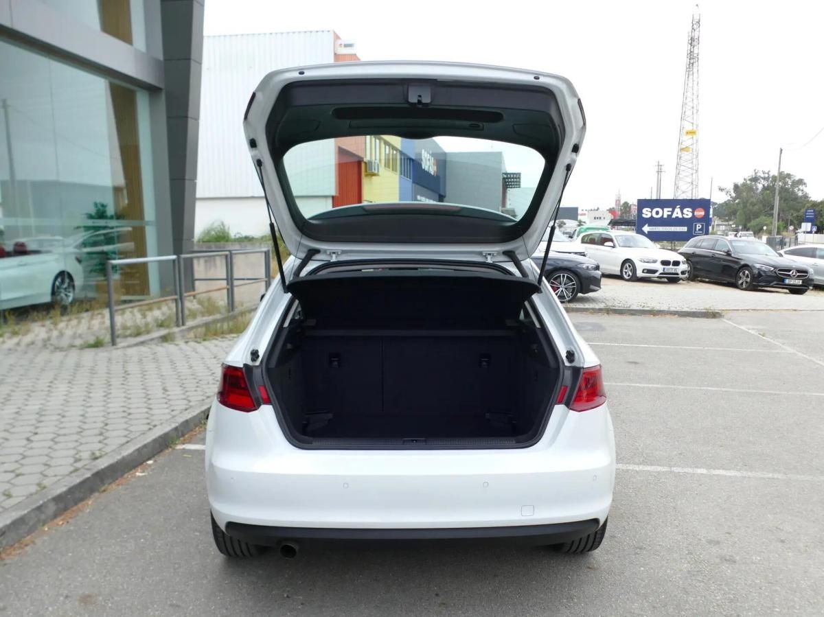 audi-a3-sportback-2015-diesel-1598cc