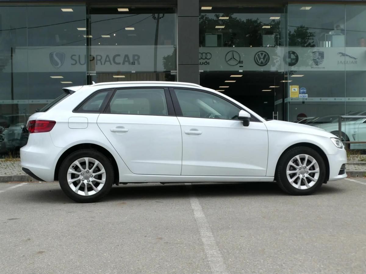 audi-a3-sportback-2015-diesel-1598cc