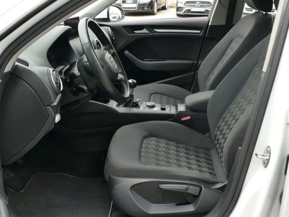 audi-a3-sportback-2015-diesel-1598cc